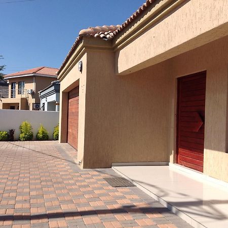 Bed and Breakfast Sapphire Court Gaborone Exteriér fotografie